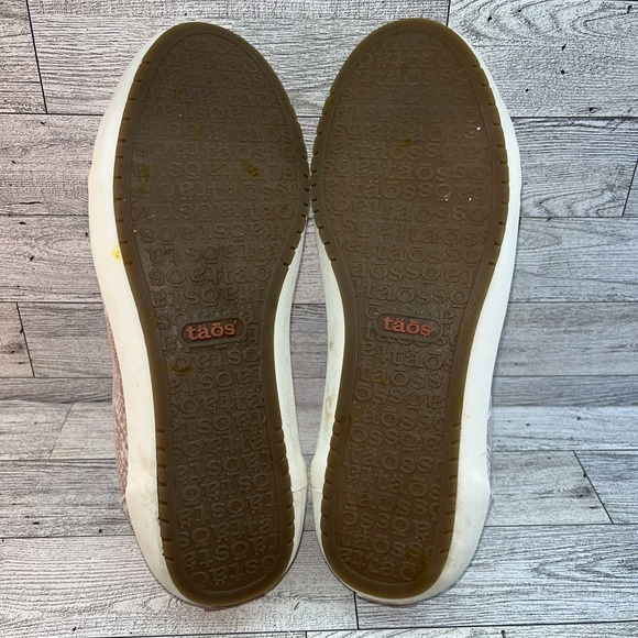 Taos Star STA-12844 Blush Snake Canvas Sneaker Shoes Women Size 8 - Picture 7 of 10